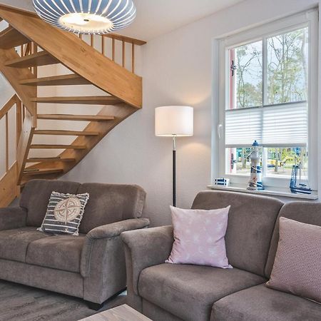 Reetdachhaus Am Haff Mit Sauna, Terrasse, Wlan Zirchow Exterior foto
