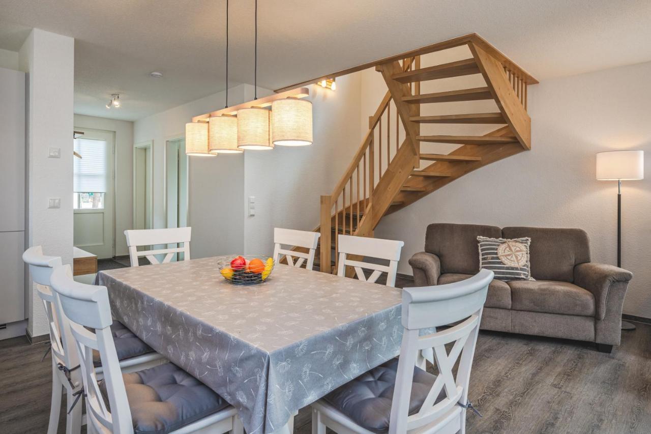 Reetdachhaus Am Haff Mit Sauna, Terrasse, Wlan Zirchow Exterior foto