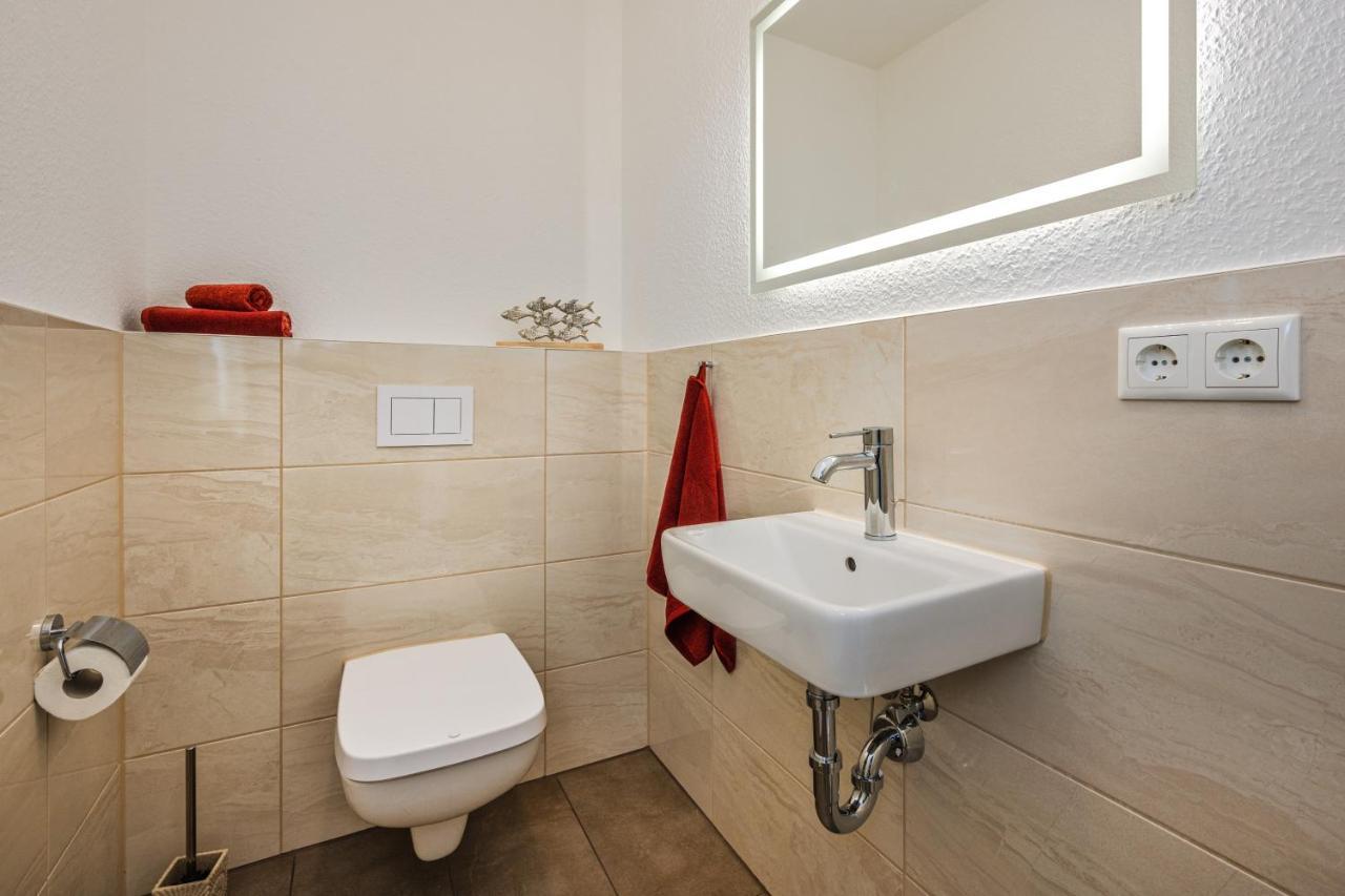 Reetdachhaus Am Haff Mit Sauna, Terrasse, Wlan Zirchow Exterior foto